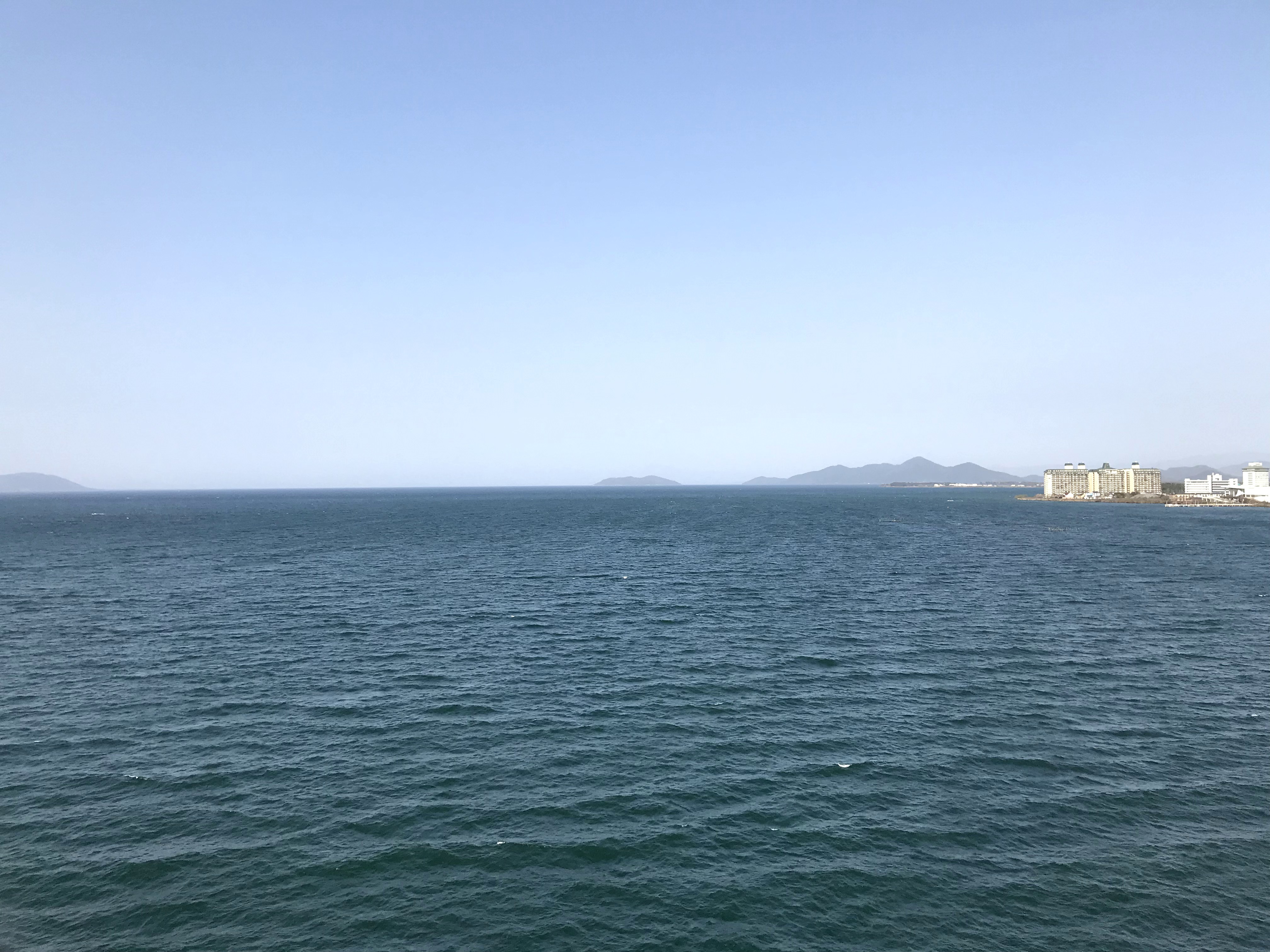 琵琶湖大橋から望む琵琶湖
